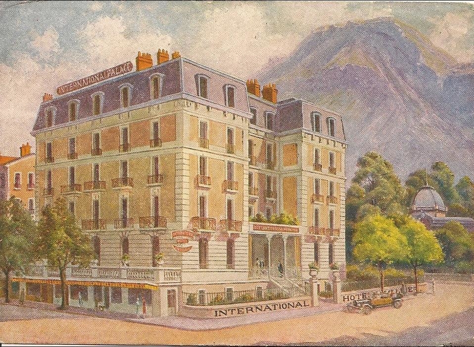 Photos et carte postales anciennes d'AixlesBains Mairie d'Aixles