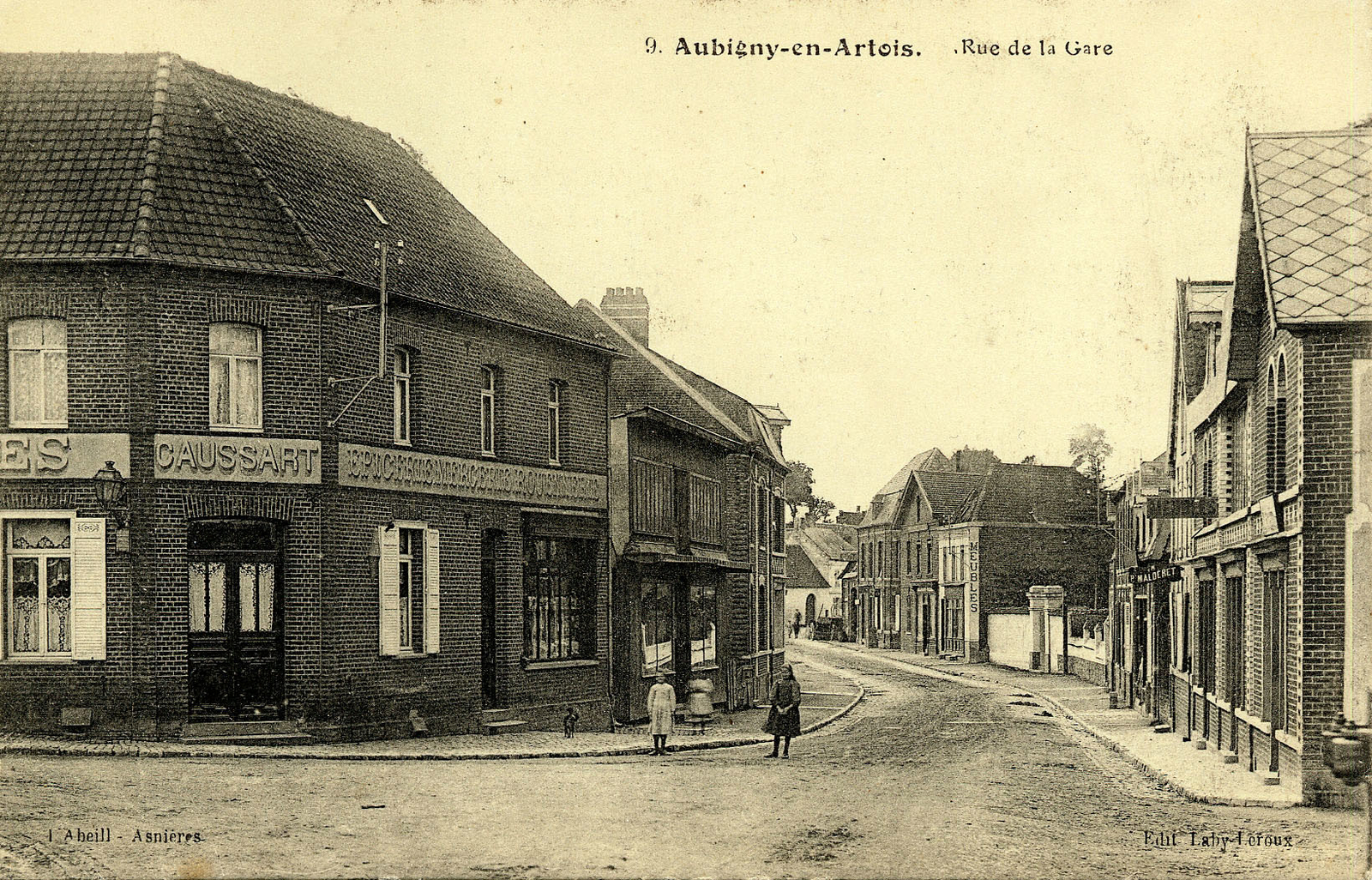 Photos et carte postales anciennes d'AubignyenArtois Mairie d