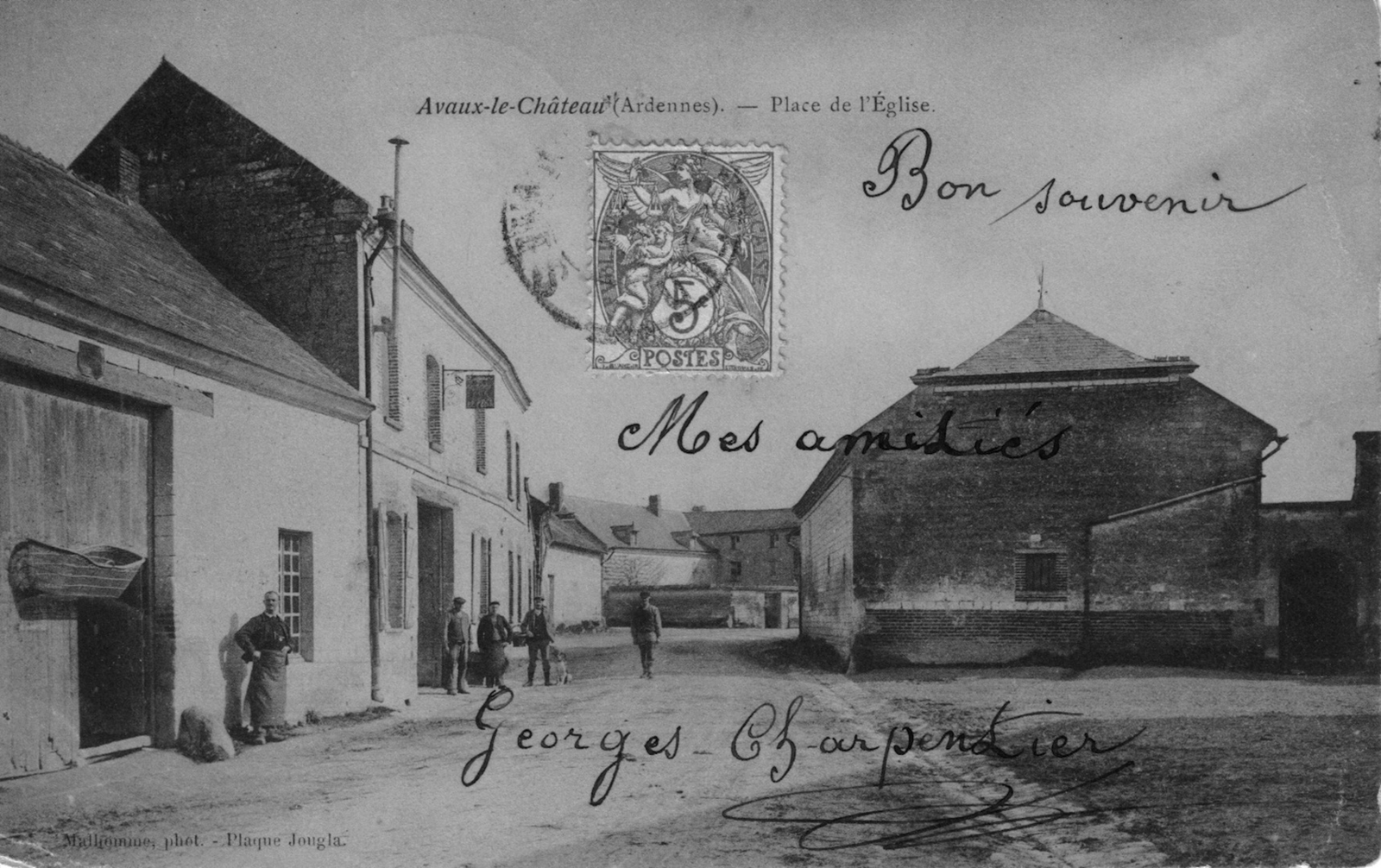 Photos et carte postales anciennes d'Avaux Mairie d'Avaux et son village
