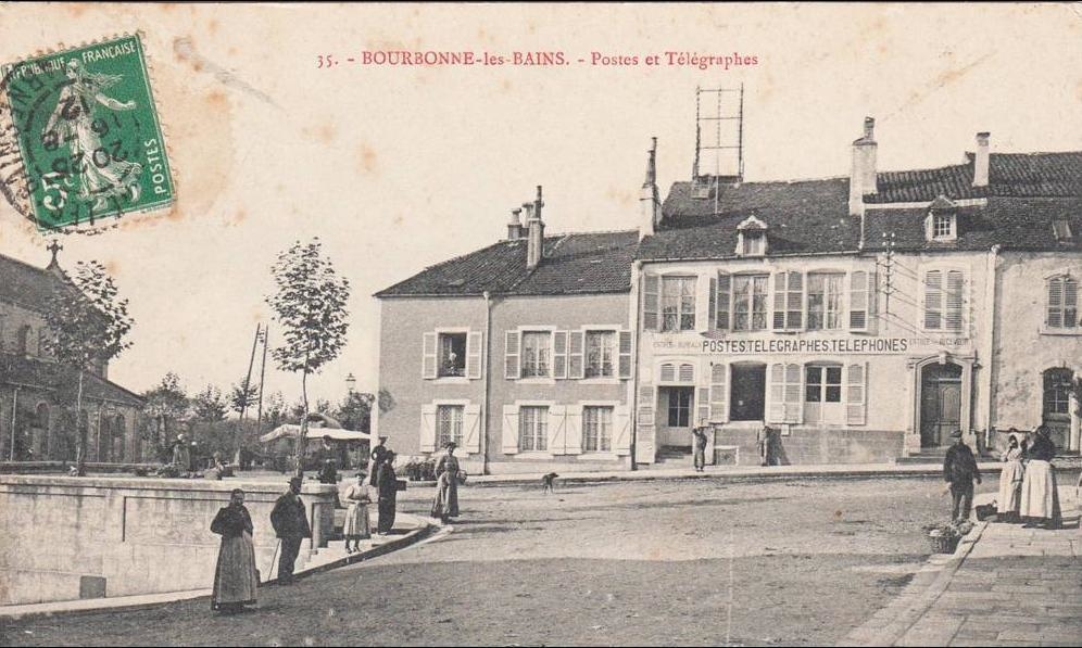 Photos et carte postales anciennes de BourbonnelesBains Mairie de