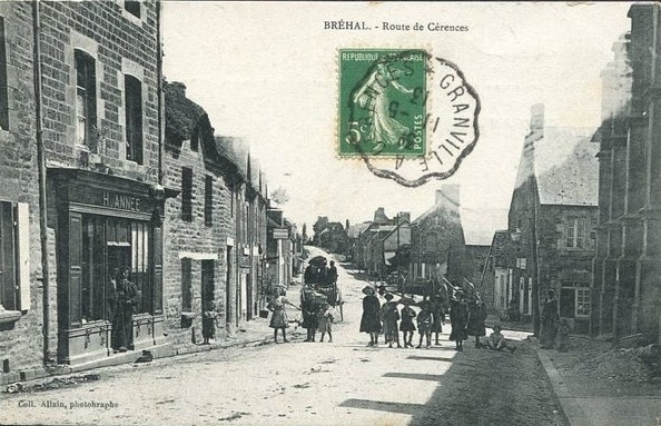 Photos et carte postales anciennes de Bréhal - Mairie de Bréhal et sa ville
