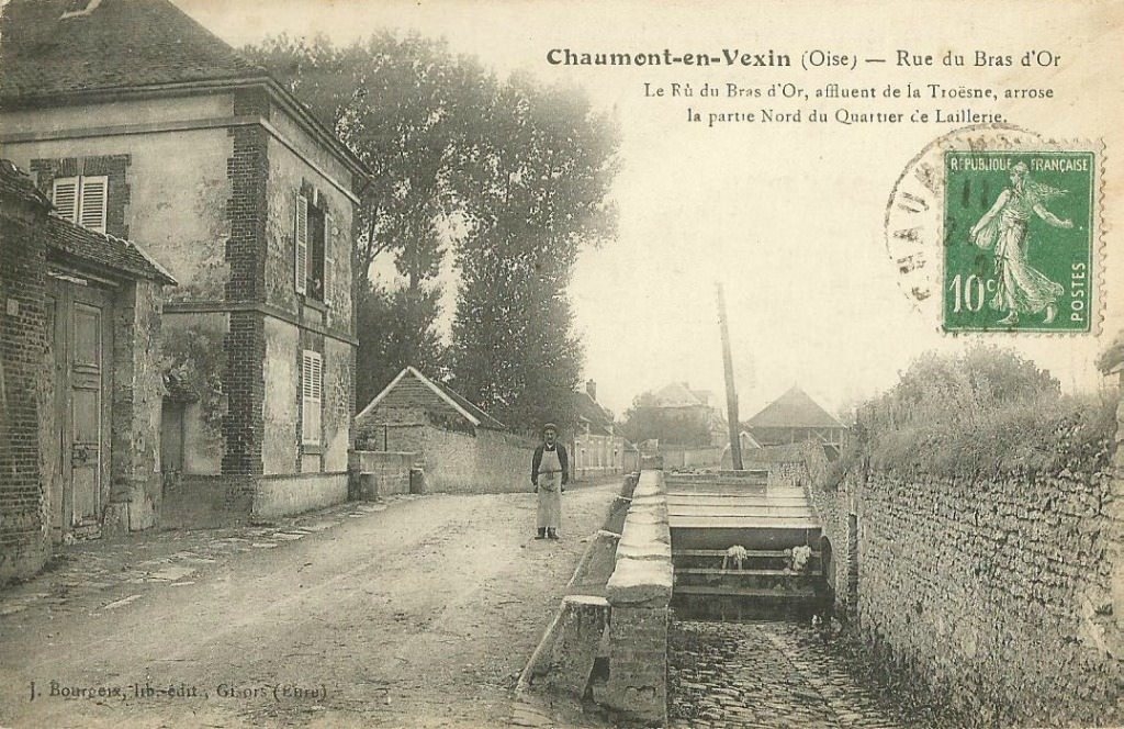 Photos et carte postales anciennes de ChaumontenVexin Mairie de