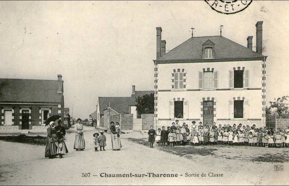 Mairie de ChaumontsurTharonne, la Commune de ChaumontsurTharonne et