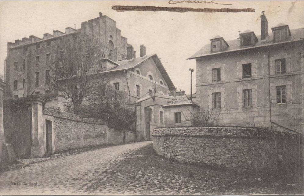 Photos et carte postales anciennes de Clermont Mairie de Clermont et sa ville (Oise). Photos et carte postales anciennes de Clermont Mairie de Clermont et sa ville (Oise).