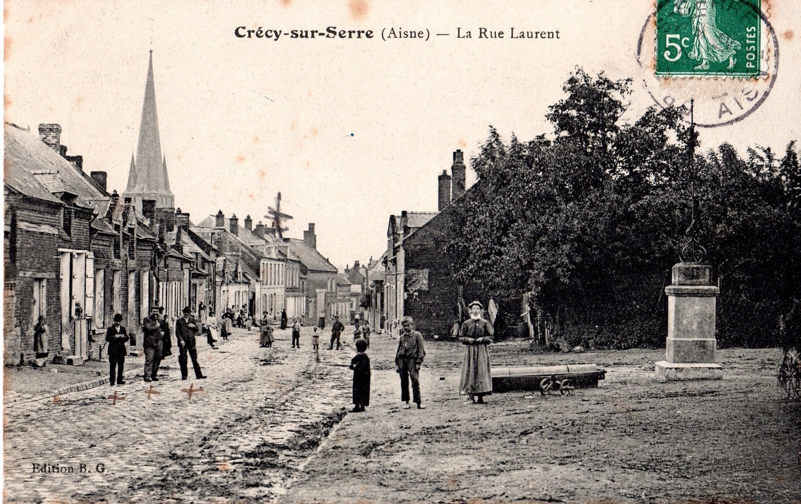 Photos et carte postales anciennes de CrécysurSerre Mairie de Crécy