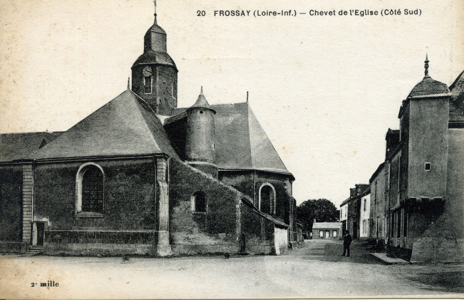 Photos et carte postales anciennes de Frossay Mairie de Frossay et sa