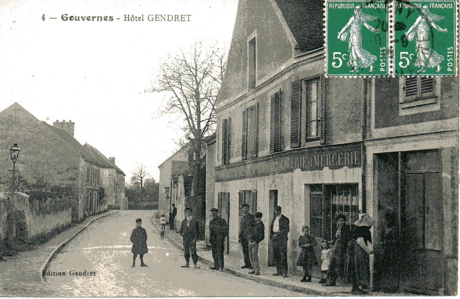 Photos et carte postales anciennes de Gouvernes Mairie de Gouvernes