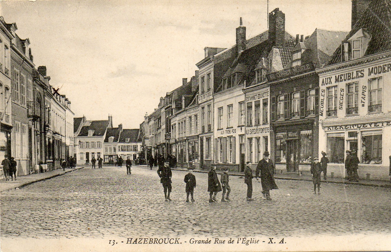 Photos et carte postales anciennes d'Hazebrouck Mairie d'Hazebrouck et sa ville