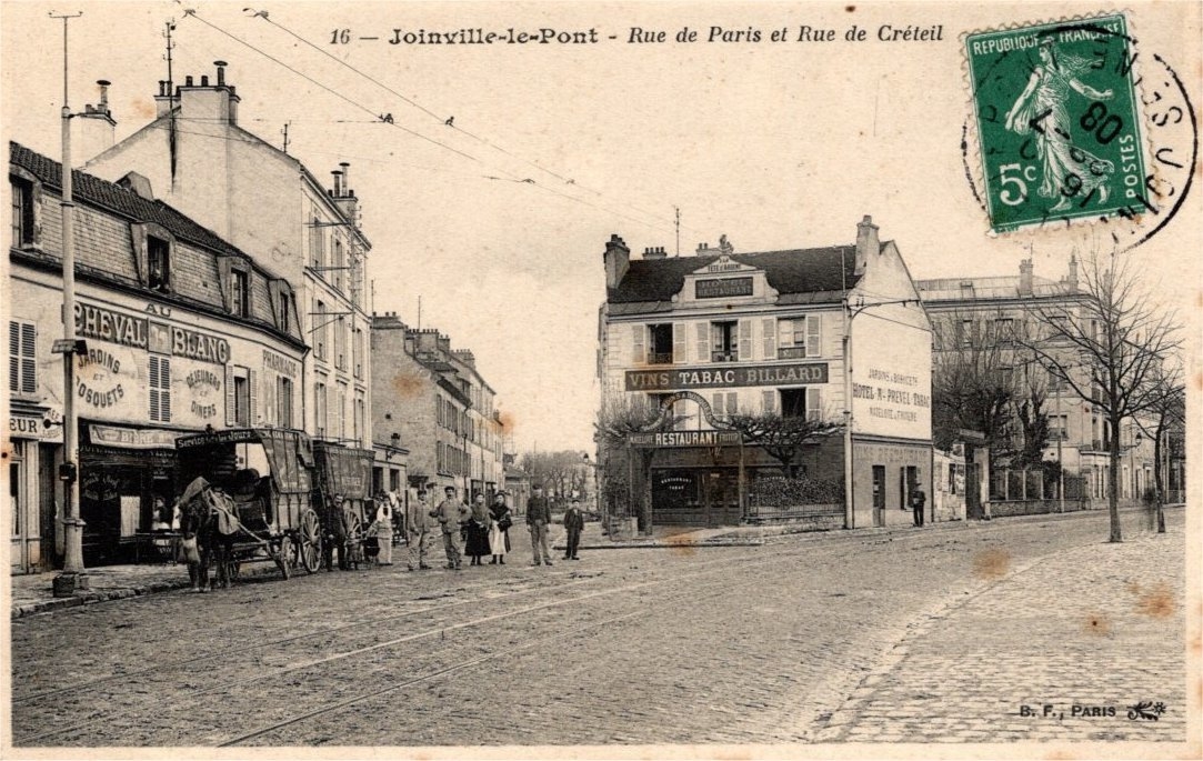 Photos et carte postales anciennes de JoinvillelePont Mairie de