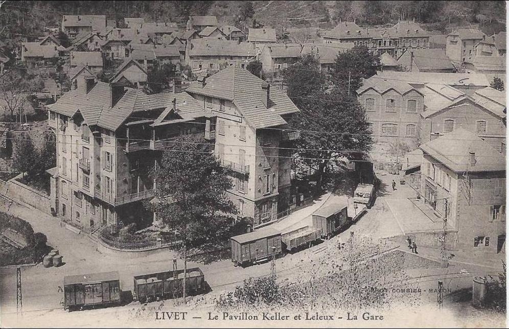 Photos et carte postales anciennes de LivetetGavet Mairie de Livet