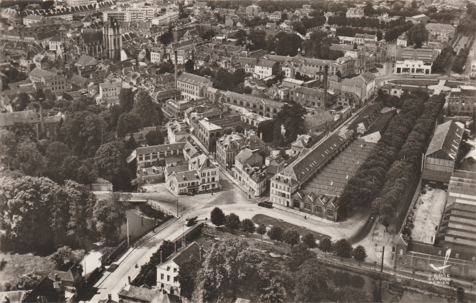 Photos et carte postales anciennes de Louviers Mairie de Louviers et