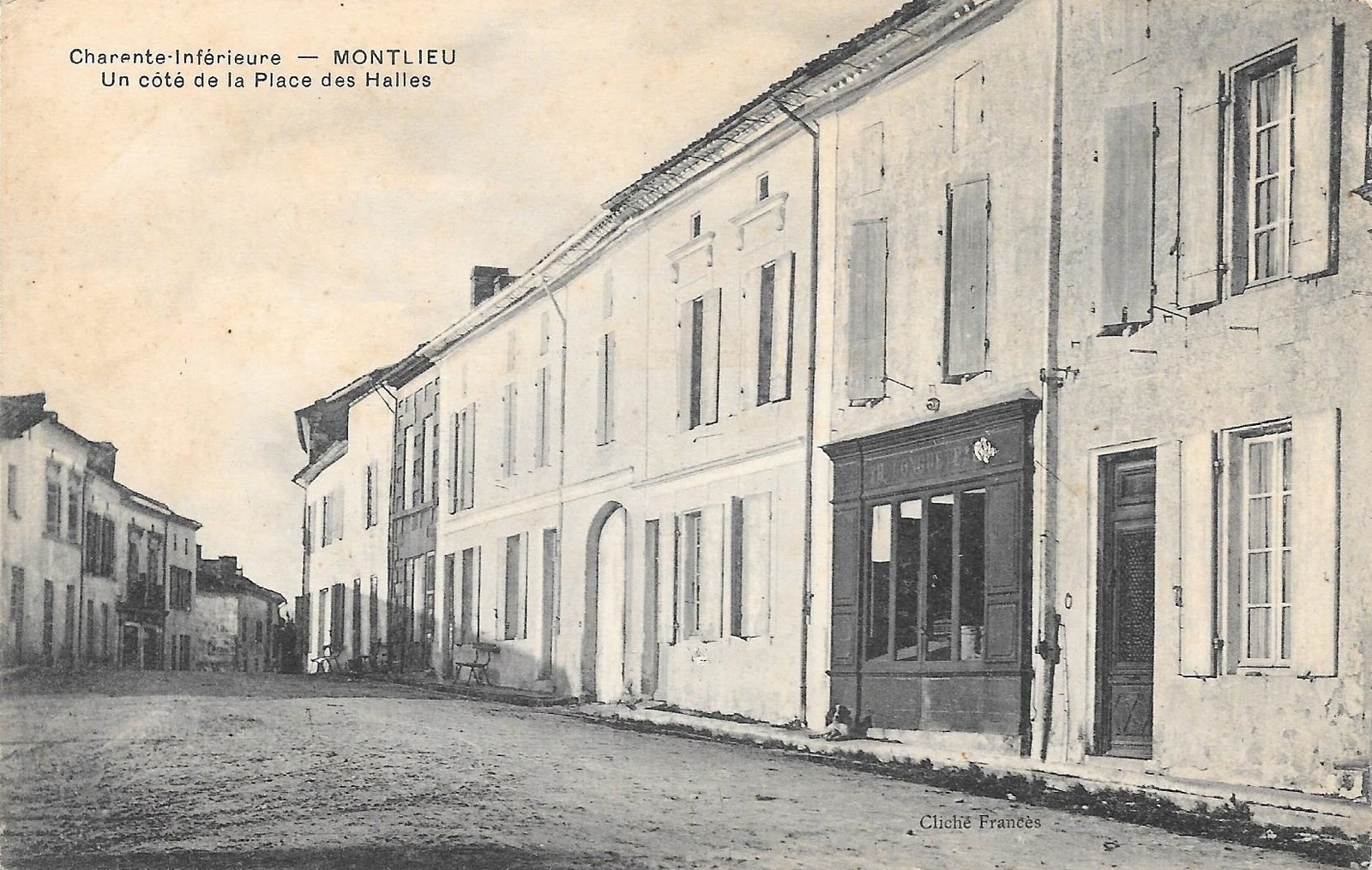 Photos et carte postales anciennes de MontlieulaGarde Mairie de