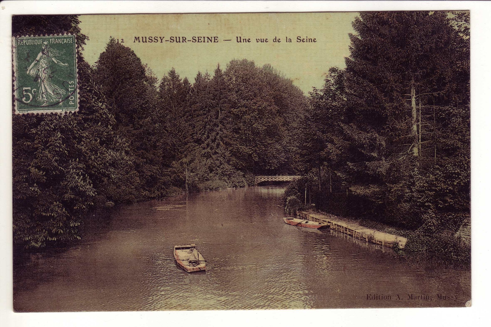 Photos et carte postales anciennes de MussysurSeine Mairie de Mussy