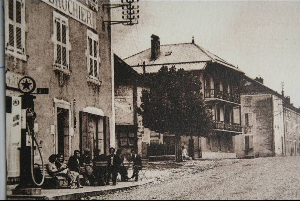 Photos et carte postales anciennes de SaintJulienenVercors Mairie