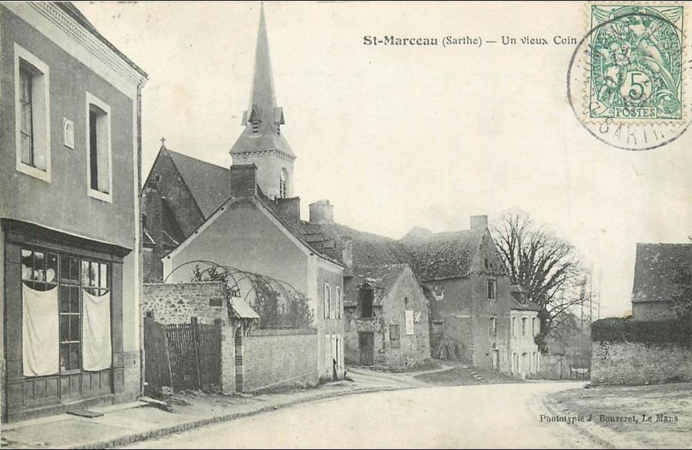 Photos et carte postales anciennes de SaintMarceau Mairie de SaintMarceau et son village