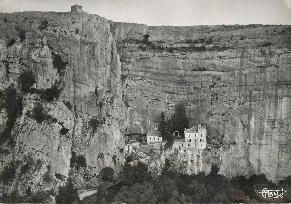 Photos et carte postales anciennes de SaintMaximinlaSainteBaume