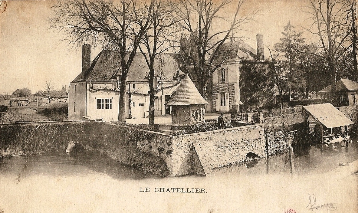 Photos et carte postales anciennes de SavignysurBraye Mairie de