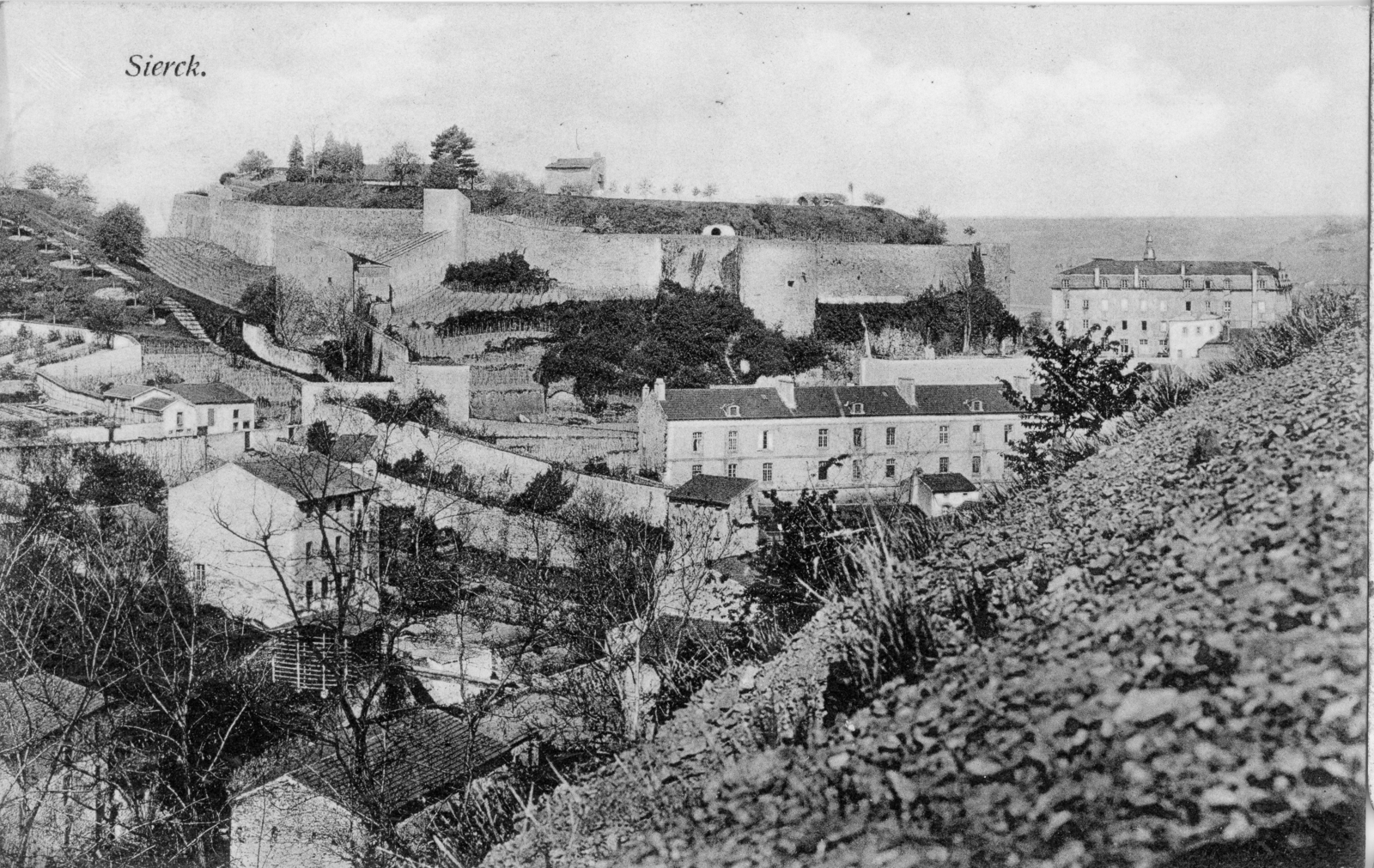 Photos Et Carte Postales Anciennes De Sierck Les Bains Mairie De Sierck Les Bains Et Son Village