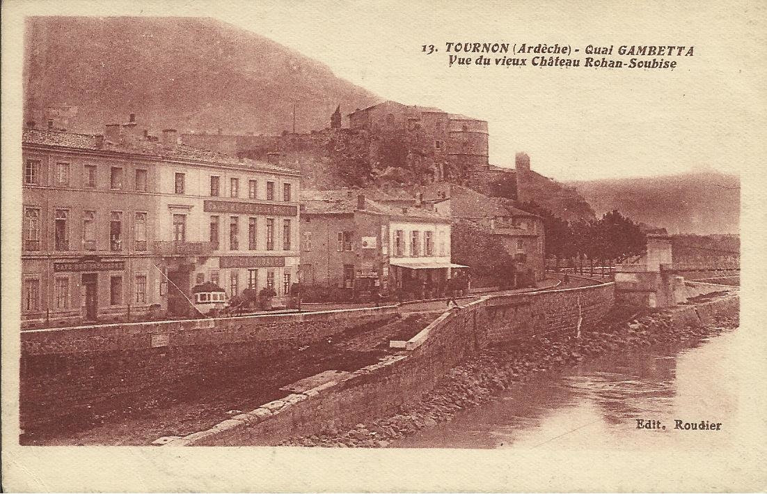 Photos et carte postales anciennes de TournonsurRhône Mairie de TournonsurRhône et sa ville Photos et carte postales anciennes de TournonsurRhône Mairie de TournonsurRhône et sa ville