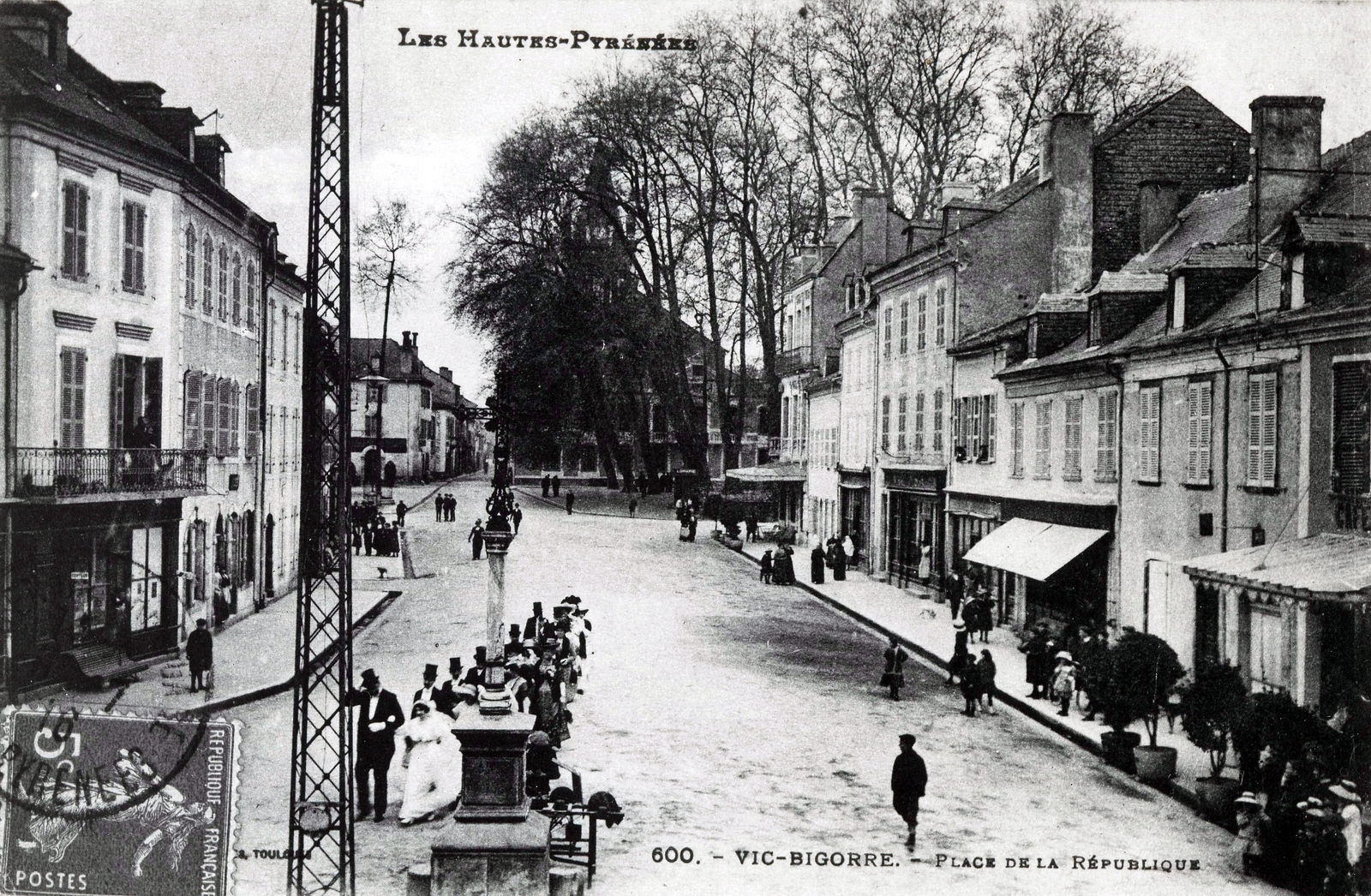 Photos et carte postales anciennes de VicenBigorre Mairie de Vicen