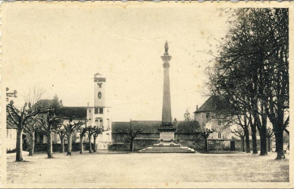 Photos et carte postales anciennes de Villebois Mairie de Villebois