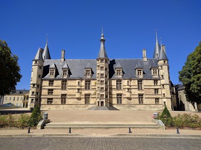 Logo Palais ducal de Nevers